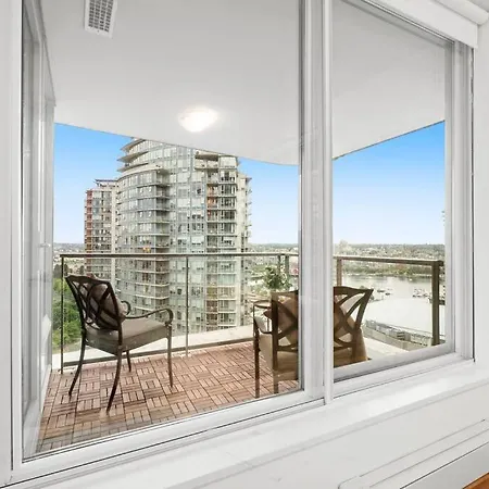 Water View Condo In Downtown Vancouver Extérieur photo