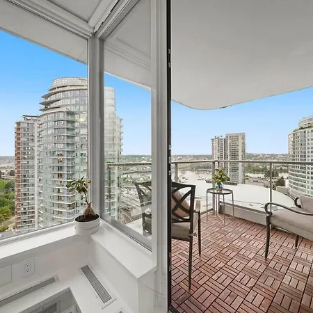 Water View Condo In Downtown Vancouver Extérieur photo